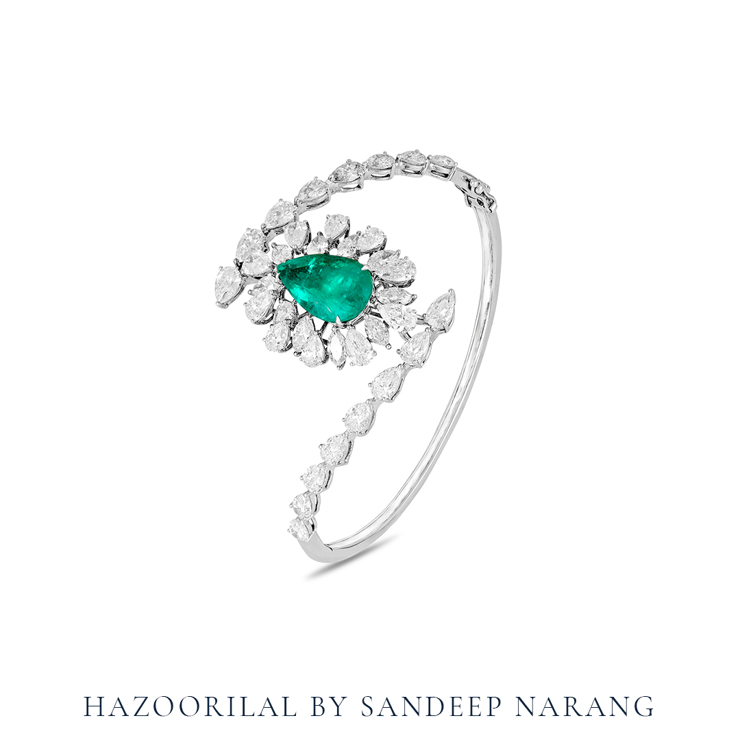 Celebrate Love in Style with Hazoorilal’s Engagement Rings